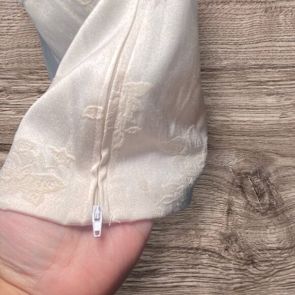 Vintage Ivory Floral Satin Sleeveless Top Belted Accent Side Zip Closure - Picture 3 of 8